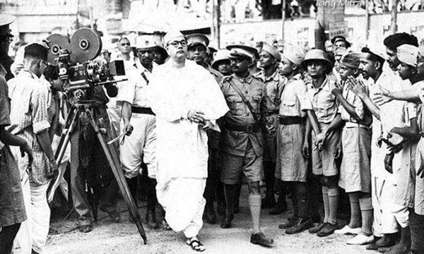 Netaji arrested by British Police